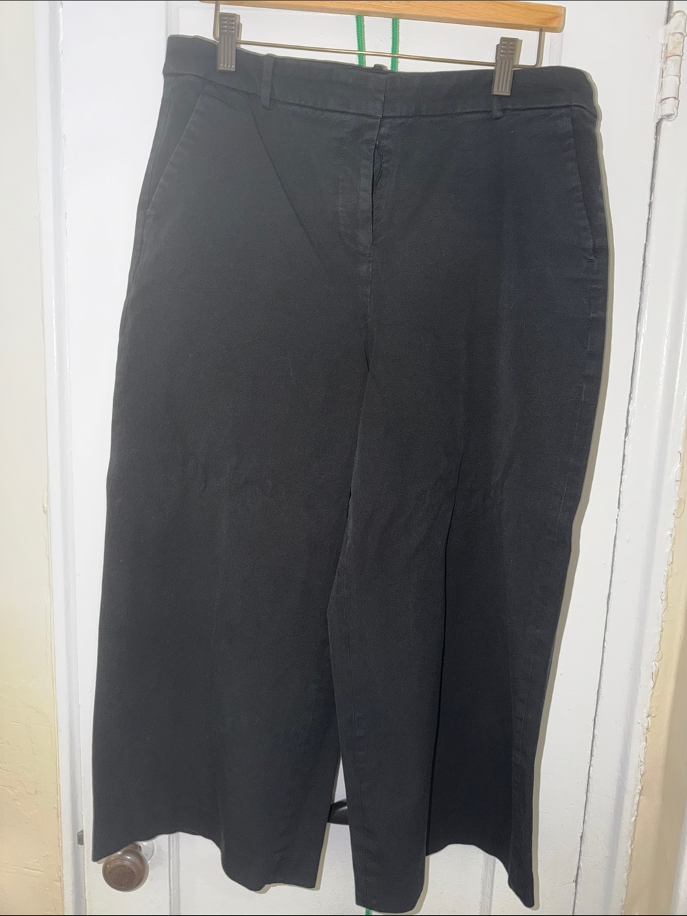 J. Crew Black Wide-Leg slack capri
